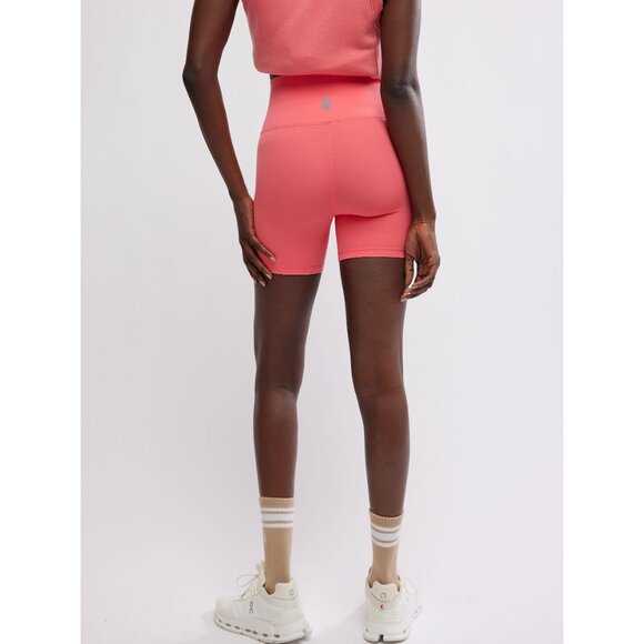 🆕 FP MOVEMENT Never Better Bike Shorts / Hibiscus - Picture 6 of 8